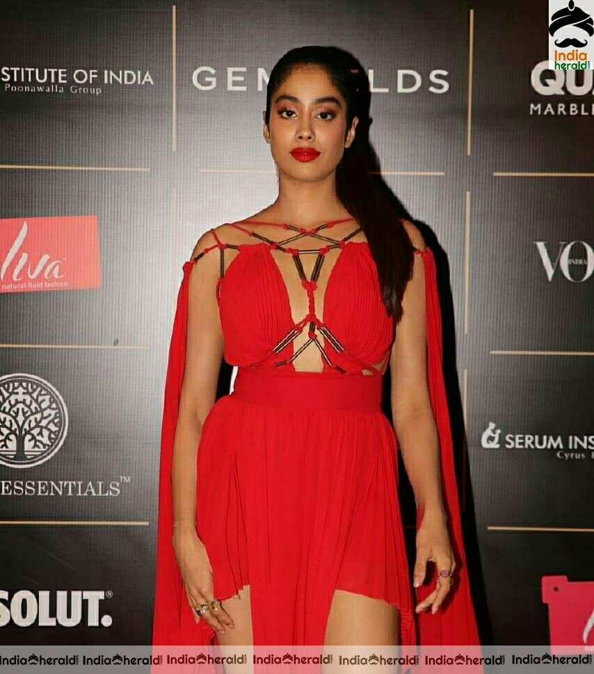 Jahnvi Hot At Vogue Women Of The Day Awards 2019