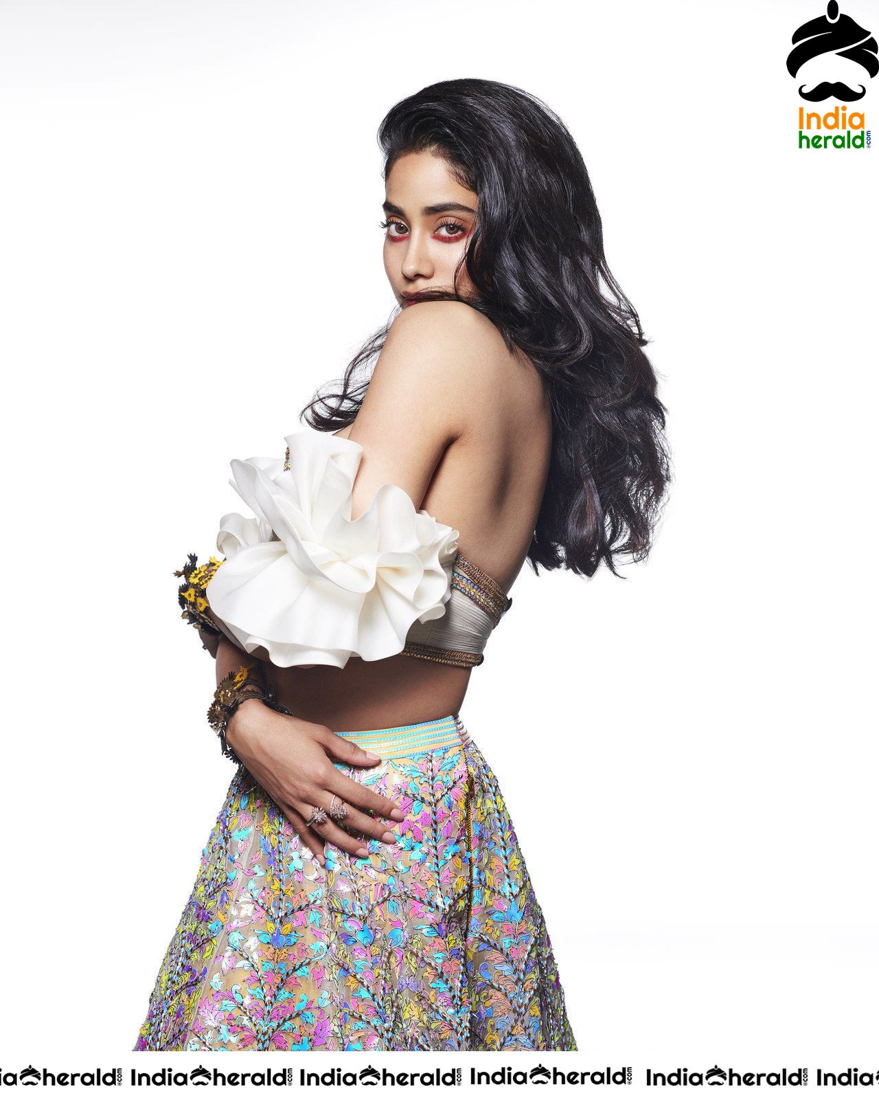 Jahnvi Kapoor Hot Cleavage Exposing Photoshoot Stills