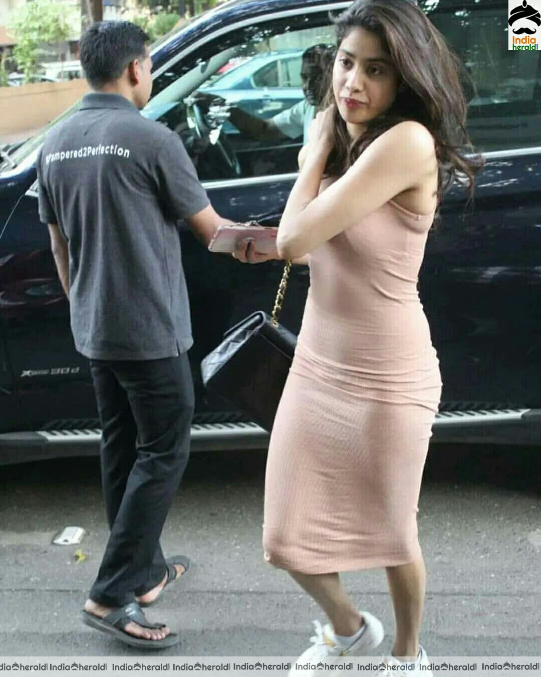 Jahnvi shows her hot assets in tight dress