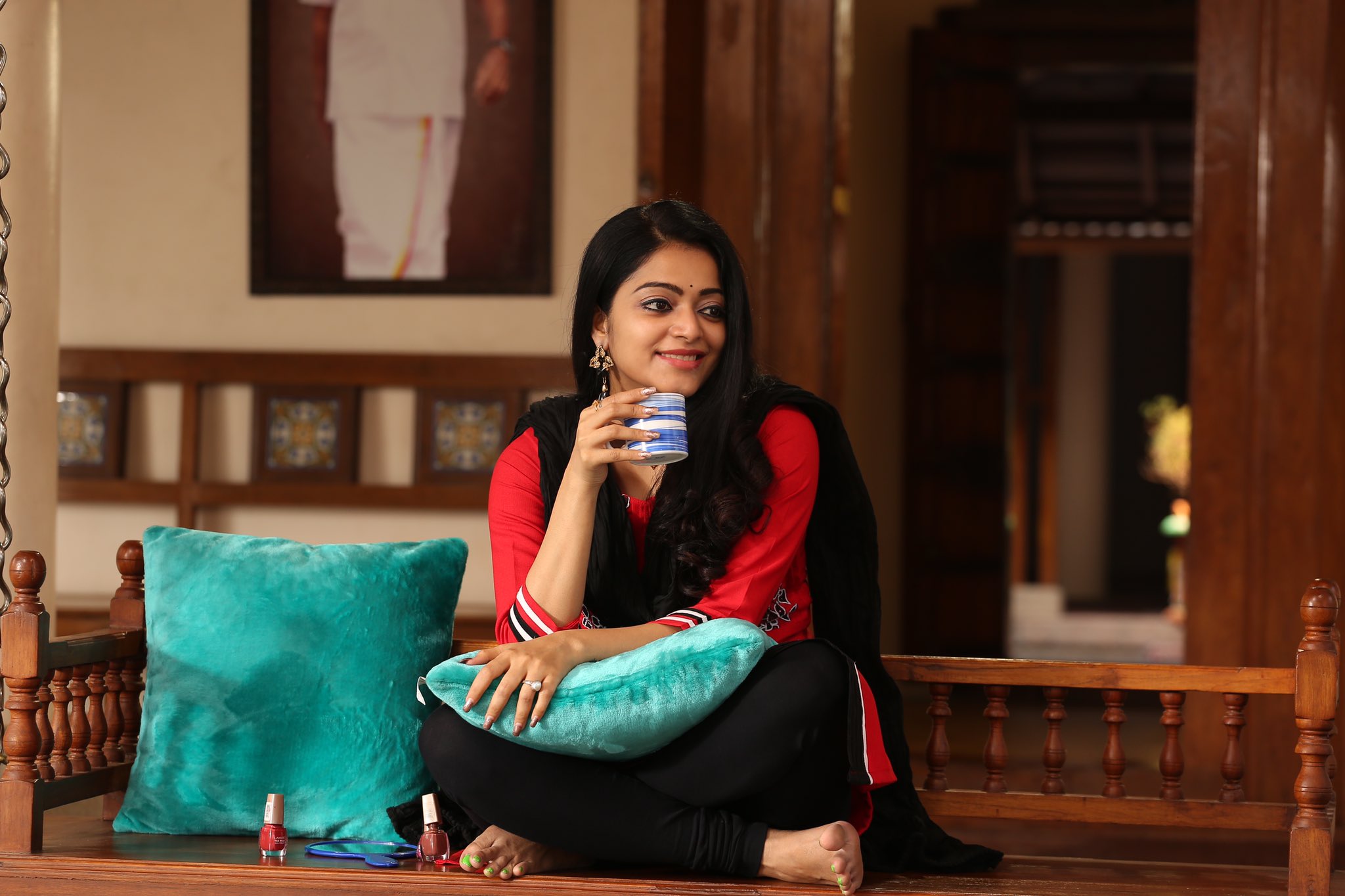 Janani Iyer Latest Stills From Dharma Prabhu Movie