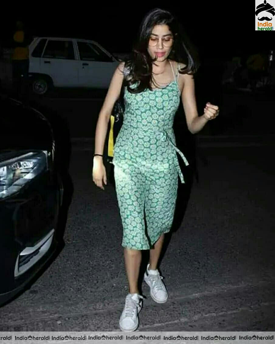 janhvi Kapoor cute In Green Sleeveless Frock Spotted Outside At Bandra