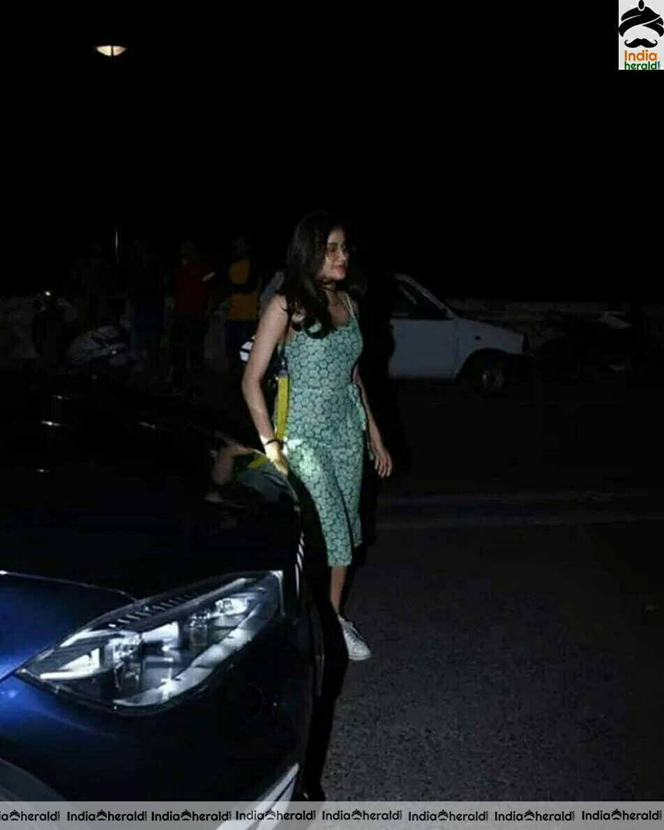janhvi Kapoor cute In Green Sleeveless Frock Spotted Outside At Bandra