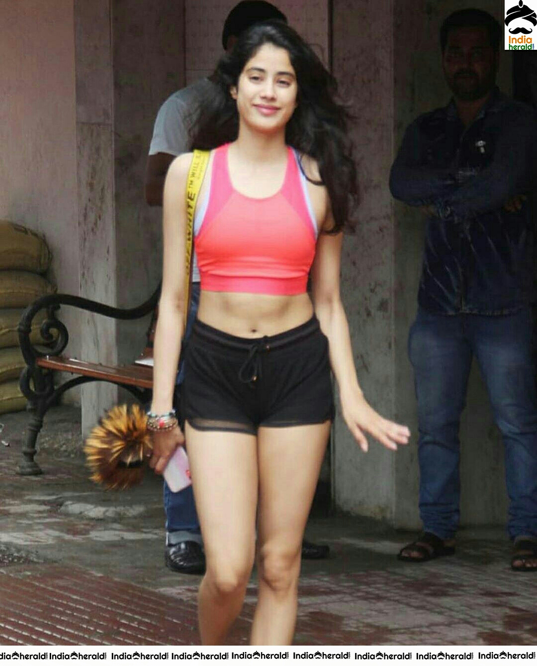 Janhvi Kapoor Flaunts Her Sexy Abs Outside The Gym