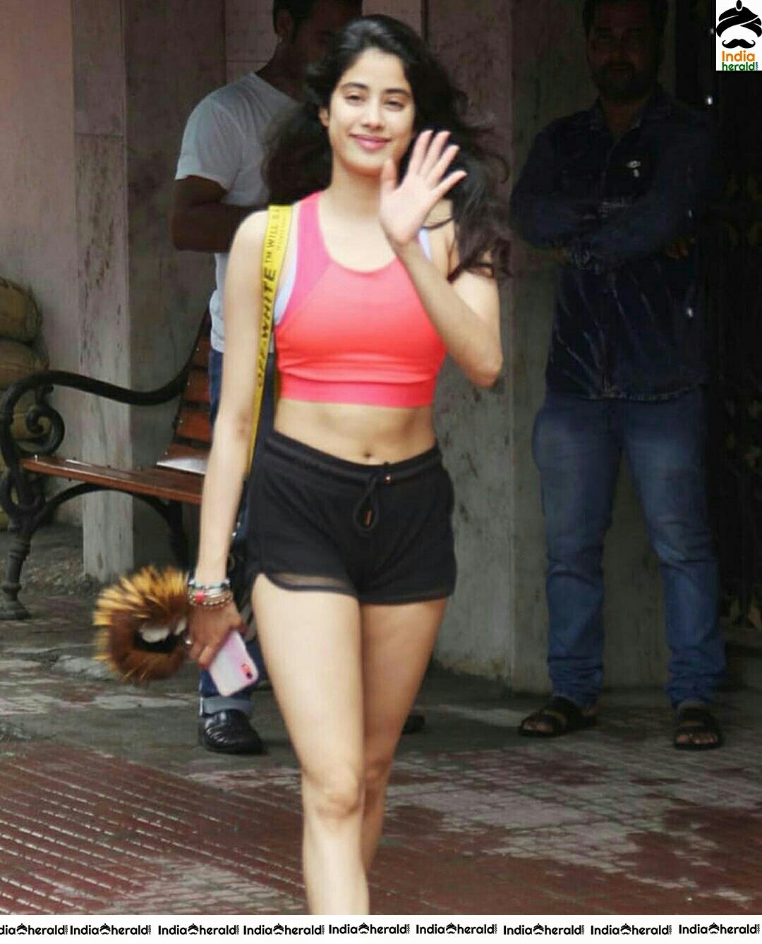 Janhvi Kapoor Flaunts Her Sexy Abs Outside The Gym