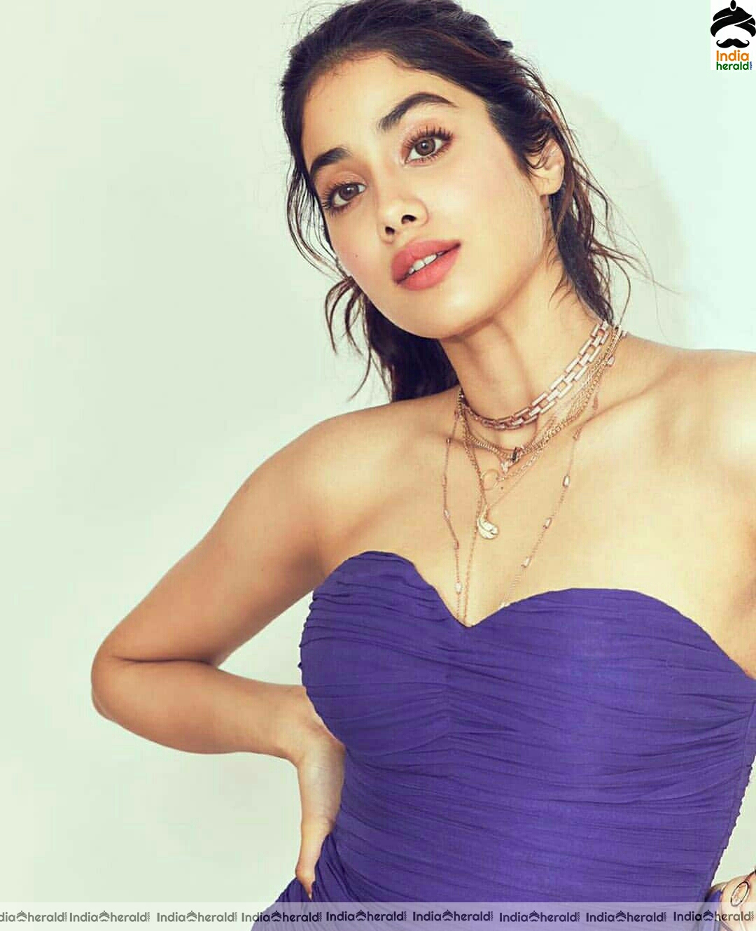 Janhvi Kapoor Hot In Lavander Tubeless Frock Stills