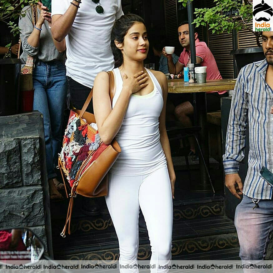 Janhvi Kapoor Hot In White Tight Sleeveless T Shirt And White Pant