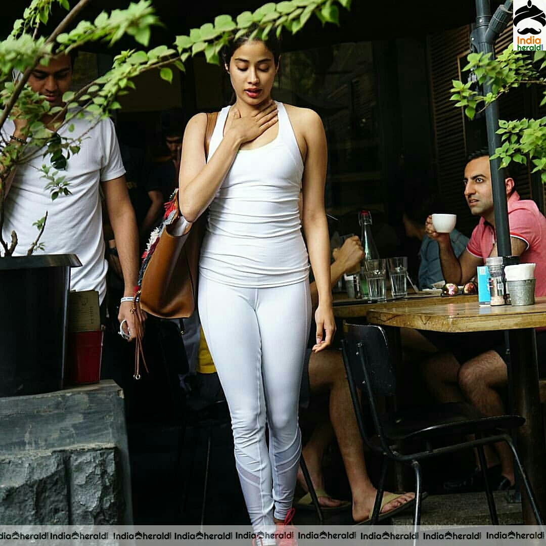 Janhvi Kapoor Hot In White Tight Sleeveless T Shirt And White Pant