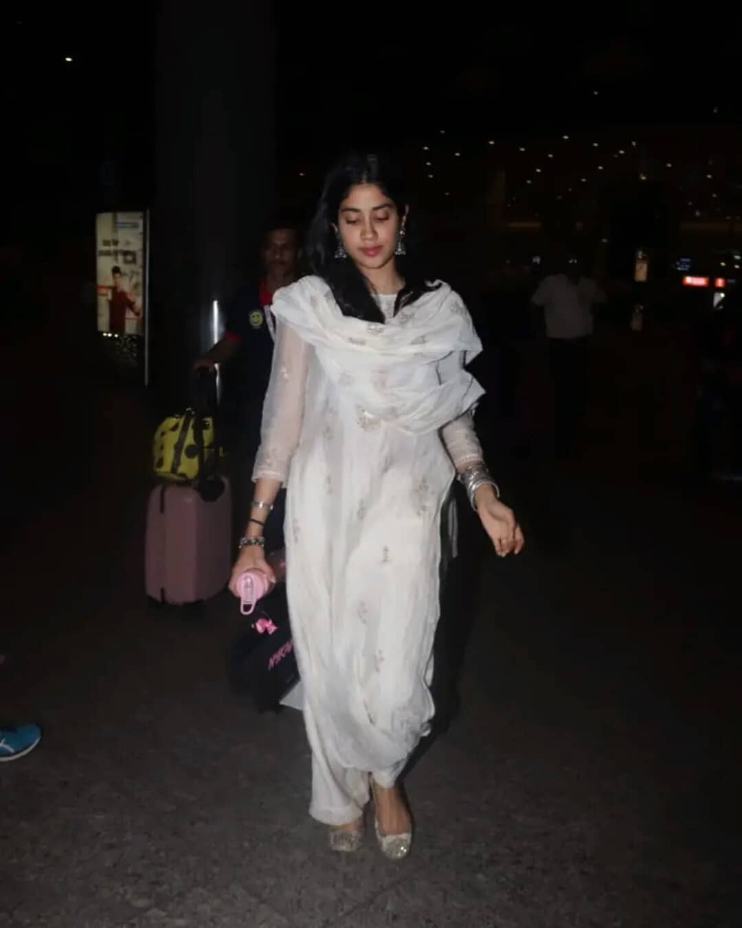 Janhvi Kapoor Shines In White At The Dark