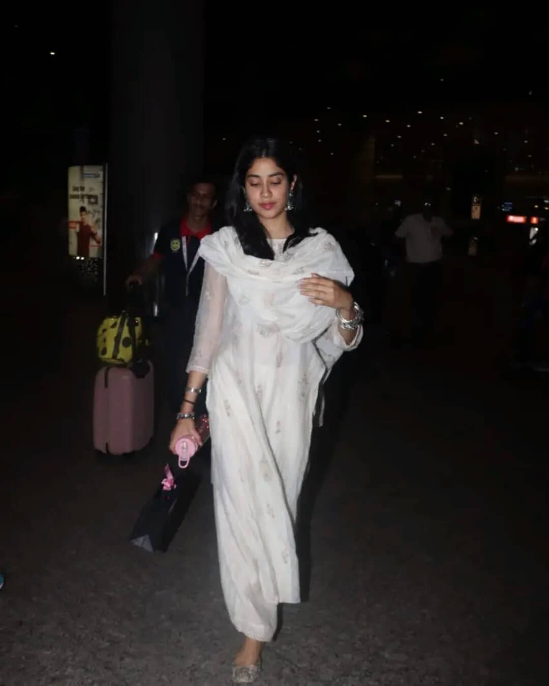 Janhvi Kapoor Shines In White At The Dark