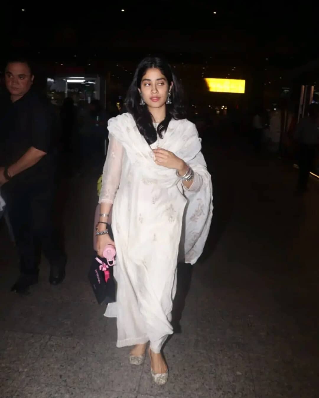 Janhvi Kapoor Shines In White At The Dark