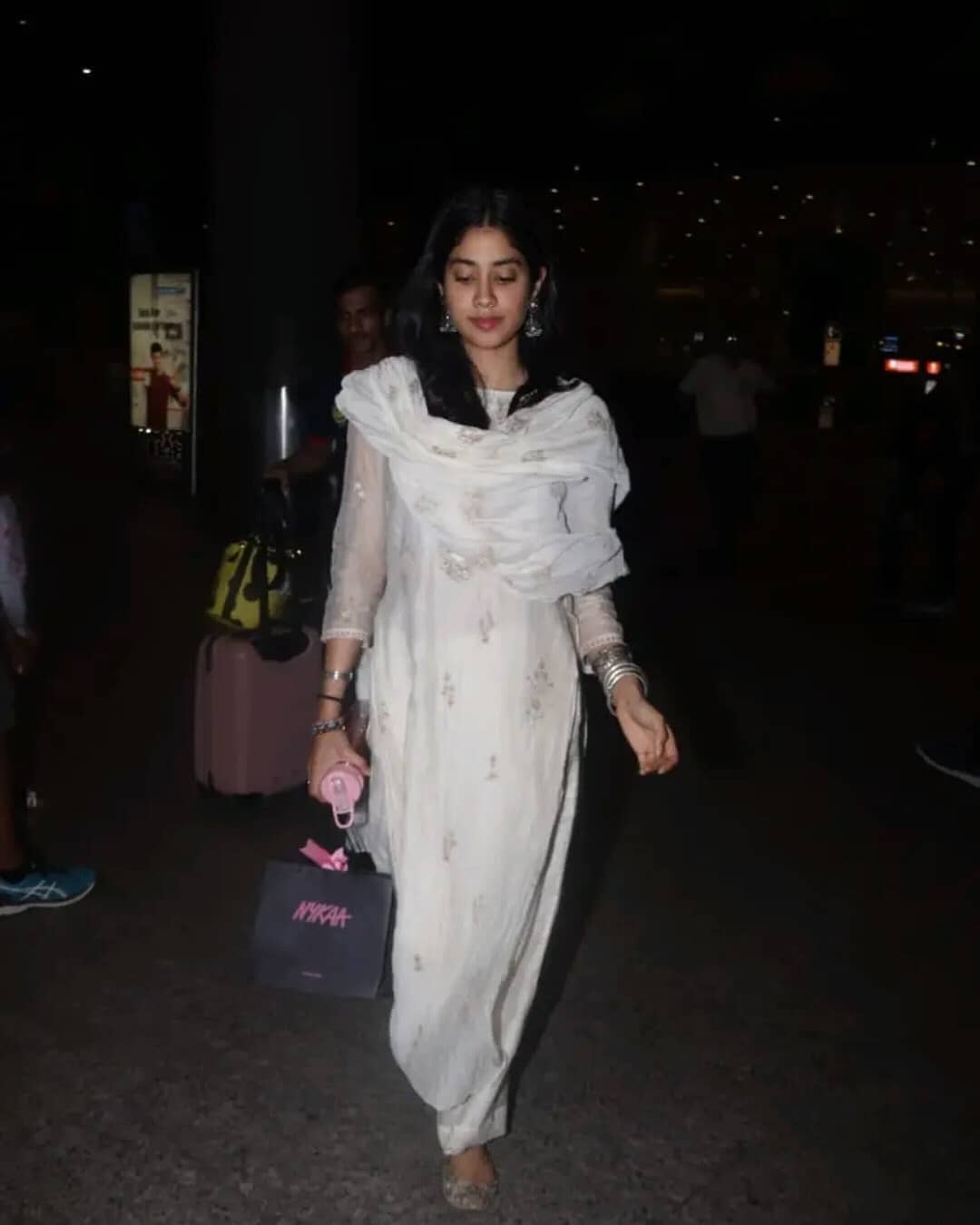 Janhvi Kapoor Shines In White At The Dark