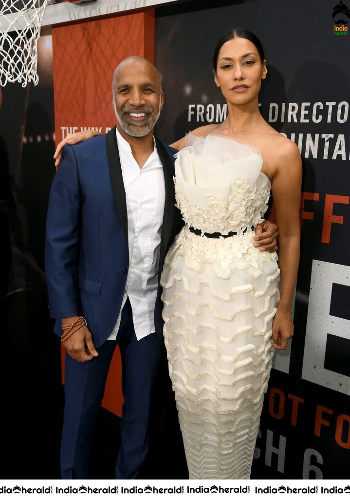 Janina Gavankar at The Way Back premiere in Los Angeles
