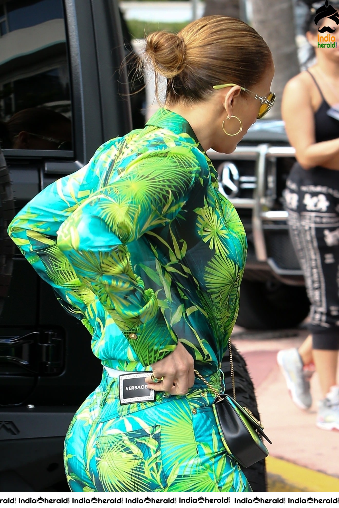 Jennifer Lopez out for brunch with the family in Miami
