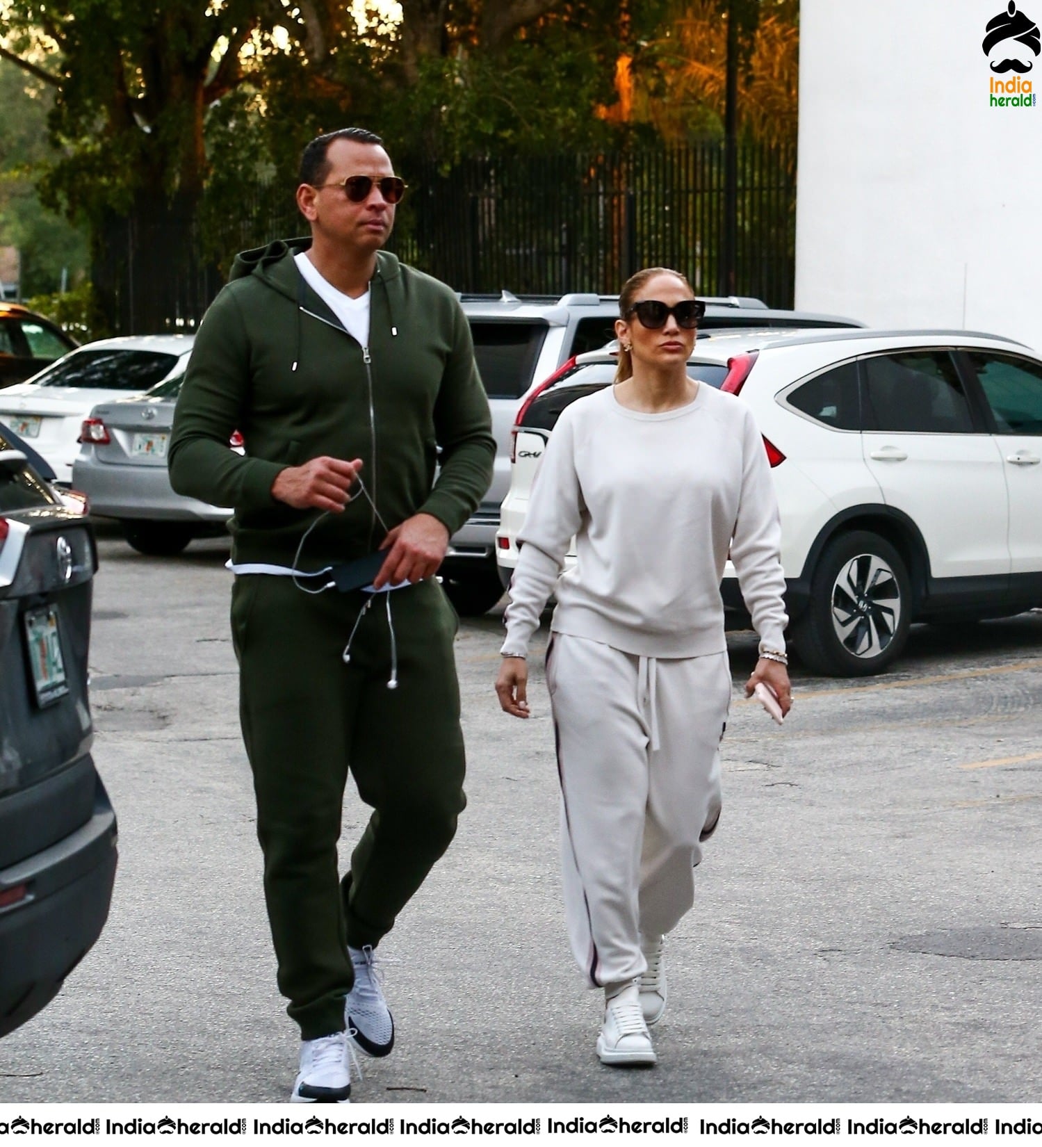 Jennifer Lopez steps out for a casual afternoon in Miami