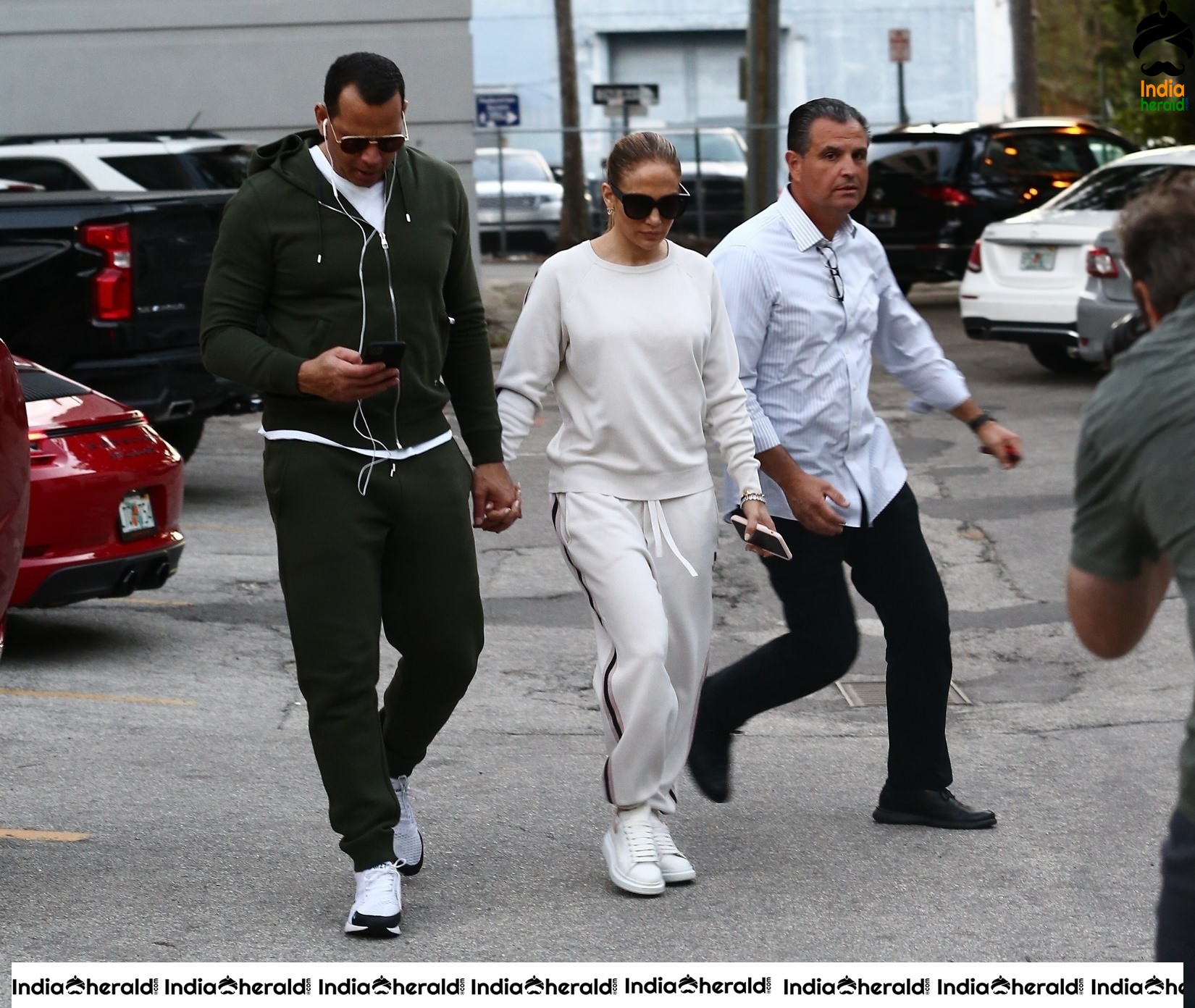 Jennifer Lopez steps out for a casual afternoon in Miami