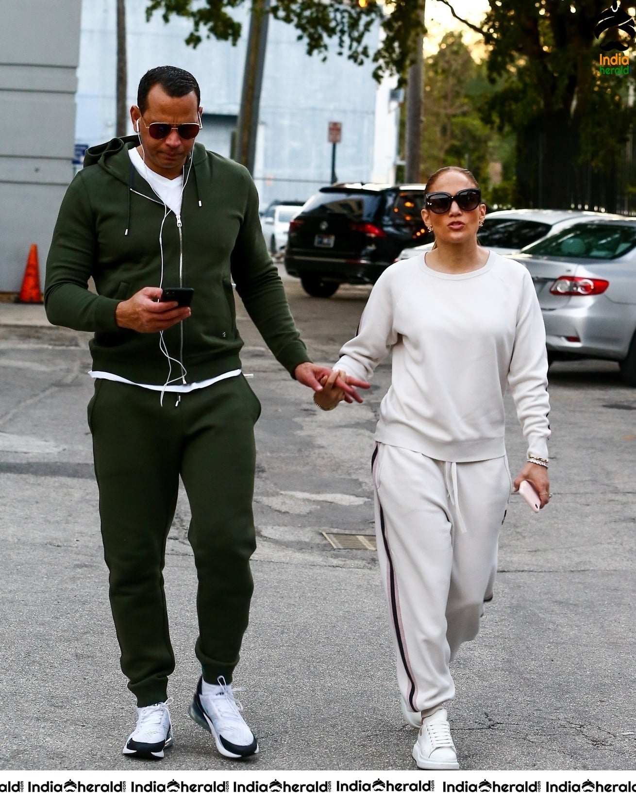 Jennifer Lopez steps out for a casual afternoon in Miami