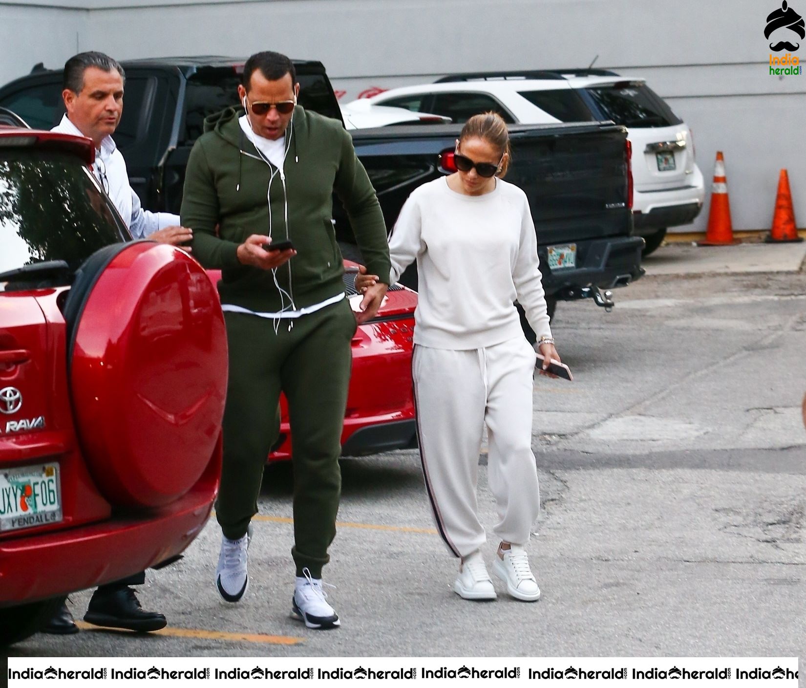 Jennifer Lopez steps out for a casual afternoon in Miami