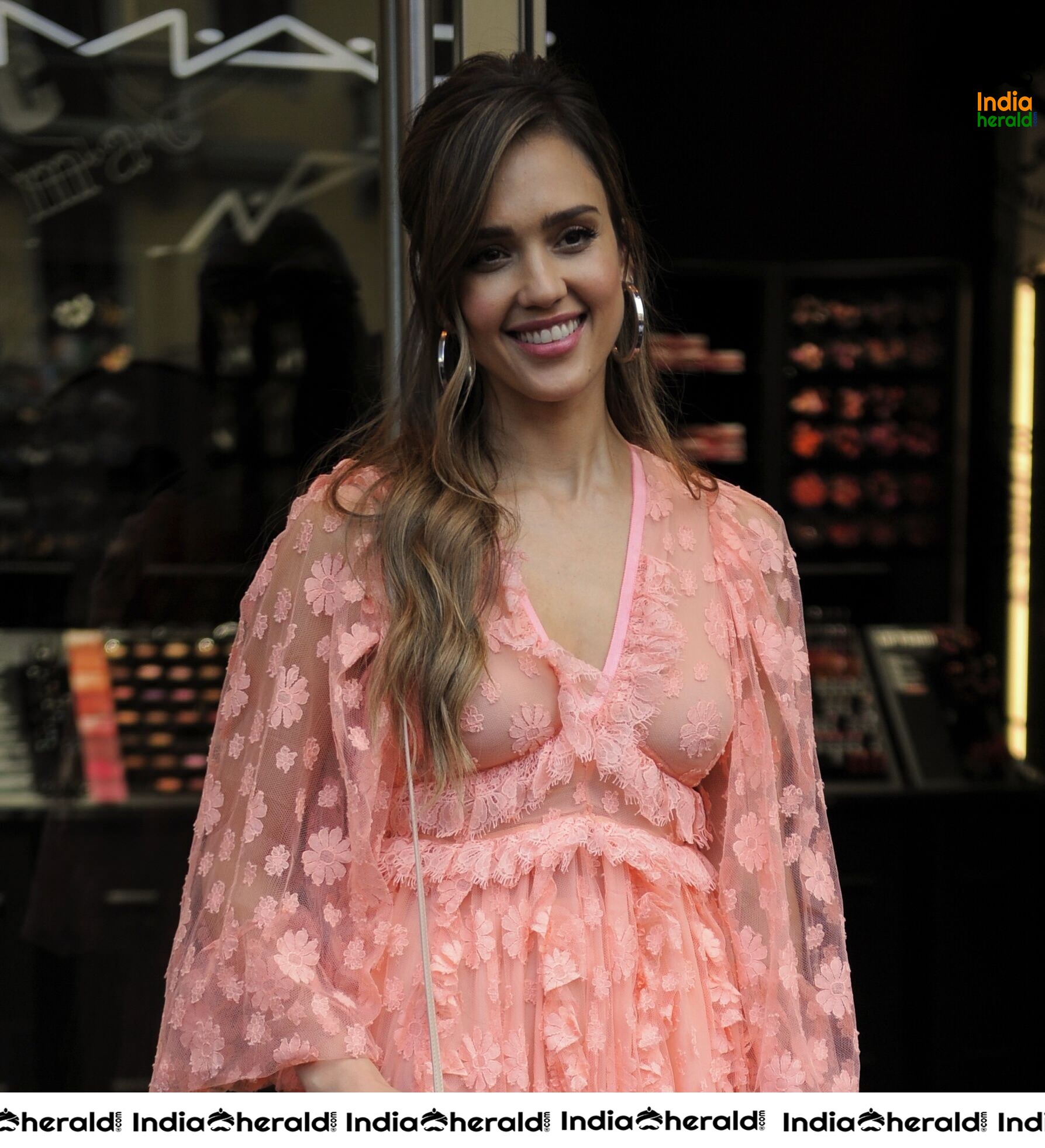 Jessica Alba at Honest Beauty Line Meet and Greet in Douglas Store Set 2