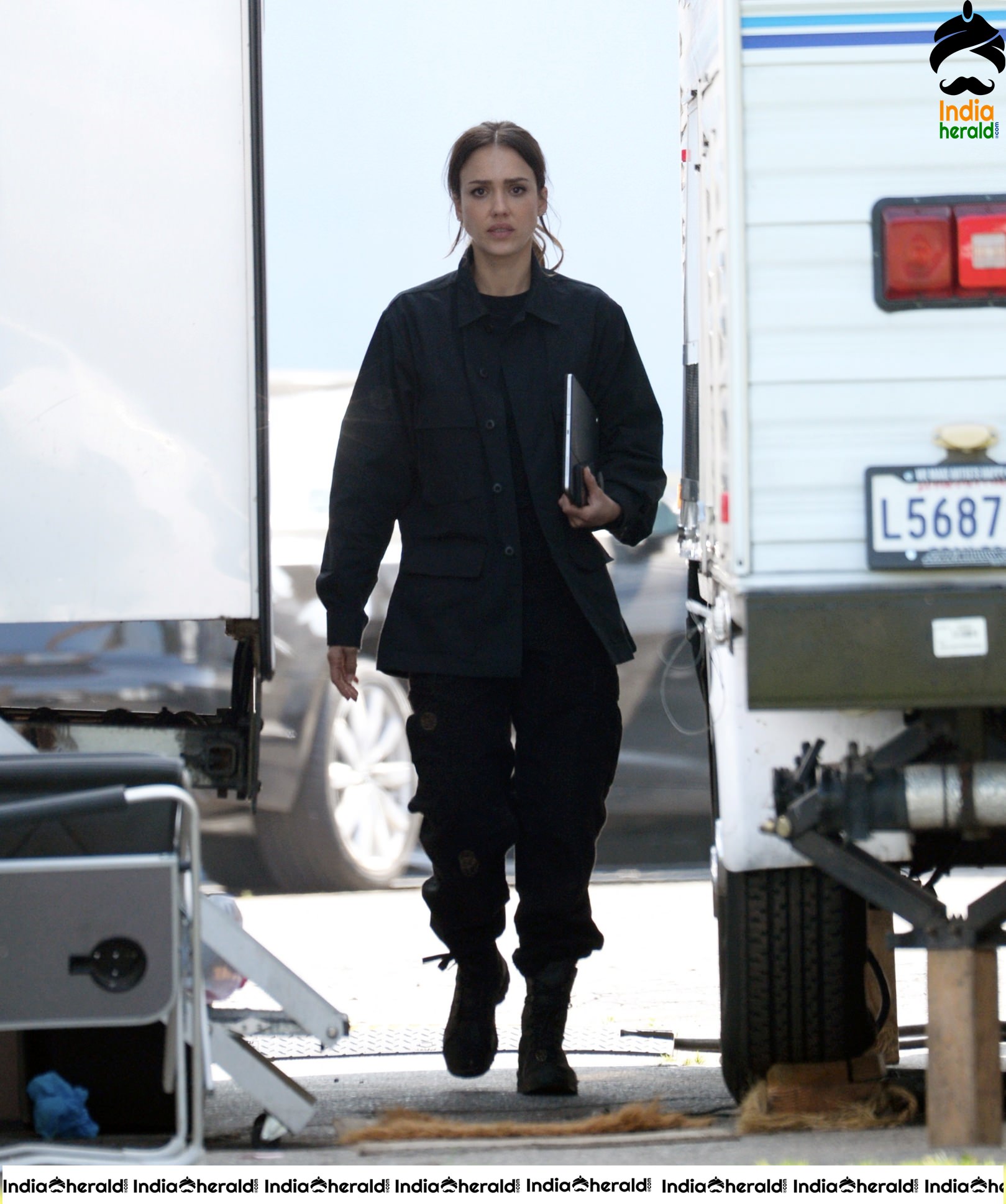 Jessica Alba at the Shooting Spot of her Next Project in Los Angeles