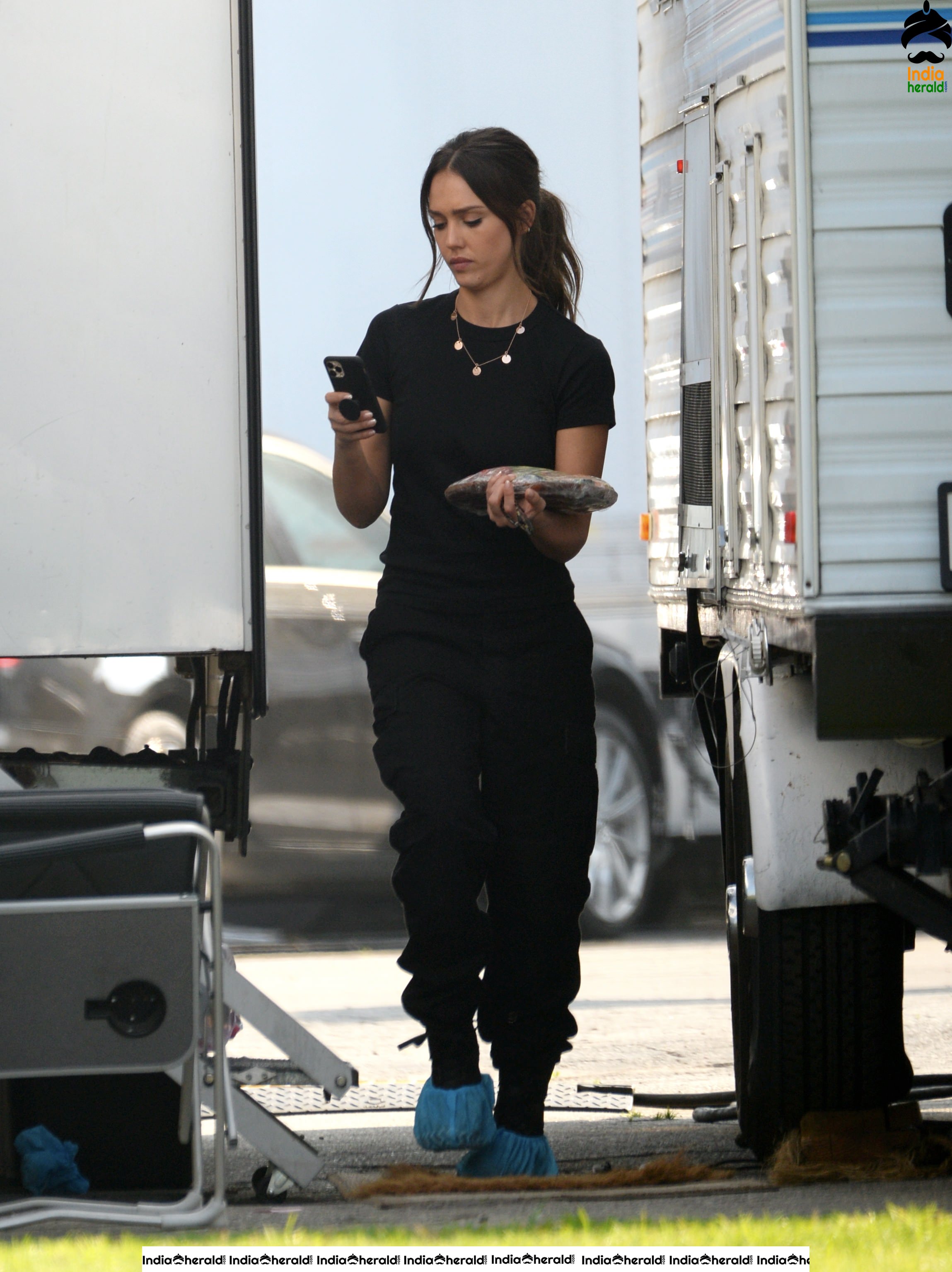 Jessica Alba at the Shooting Spot of her Next Project in Los Angeles