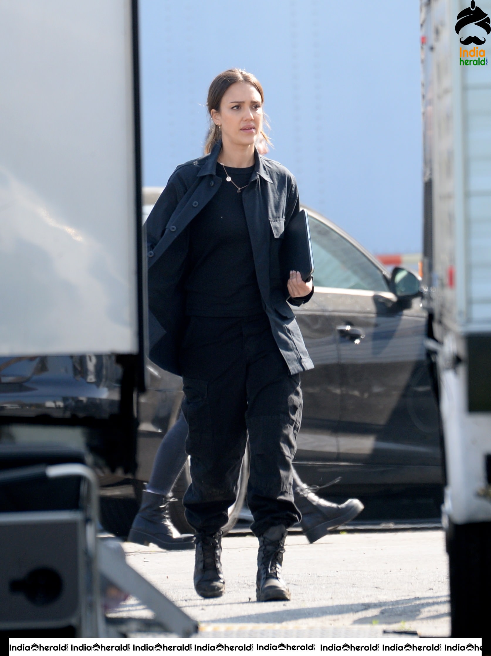 Jessica Alba at the Shooting Spot of her Next Project in Los Angeles