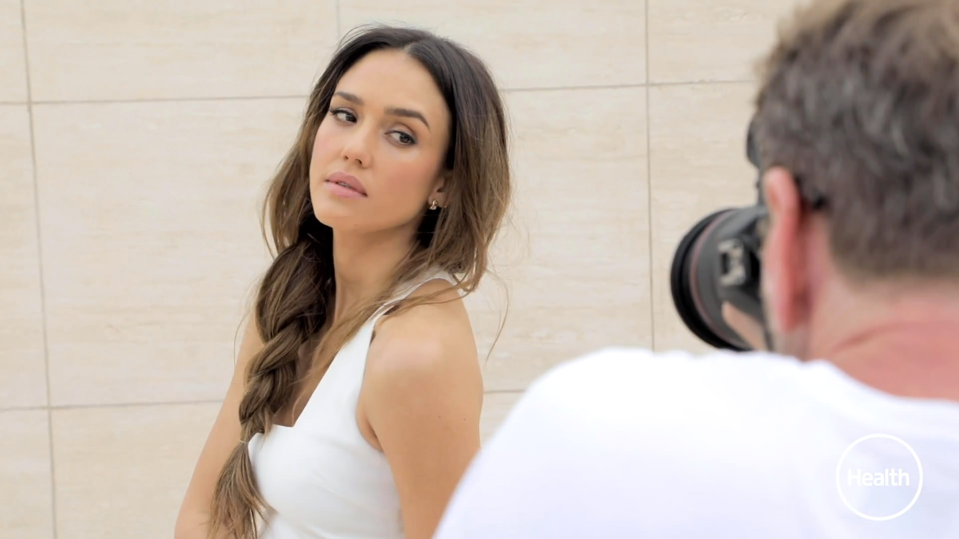 Jessica Alba BTS Hot Photos While Shooting For Health Magazine