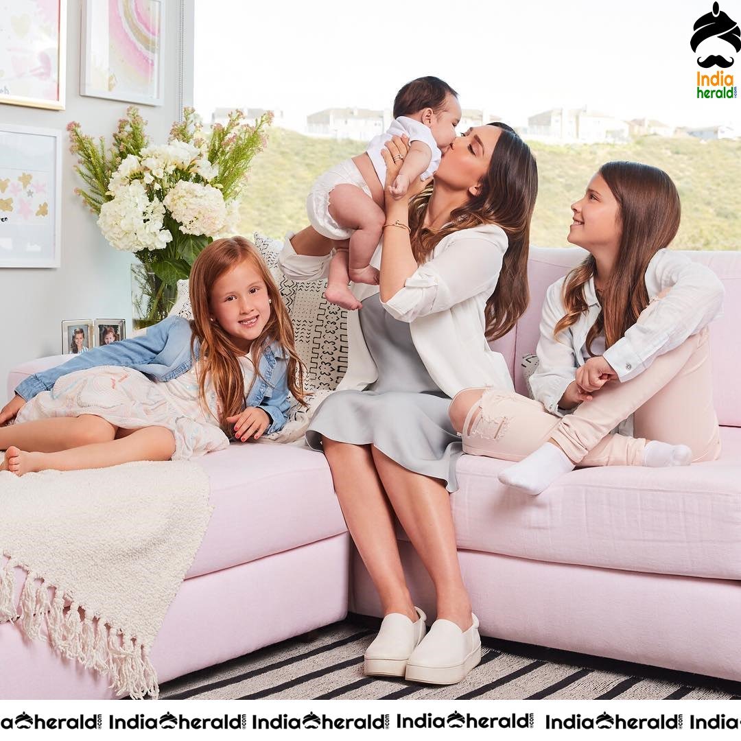 Jessica Alba Cute and Hot Photos Collection Set 2