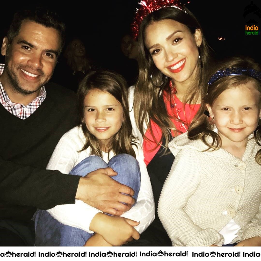 Jessica Alba Cute and Hot Photos Collection Set 4