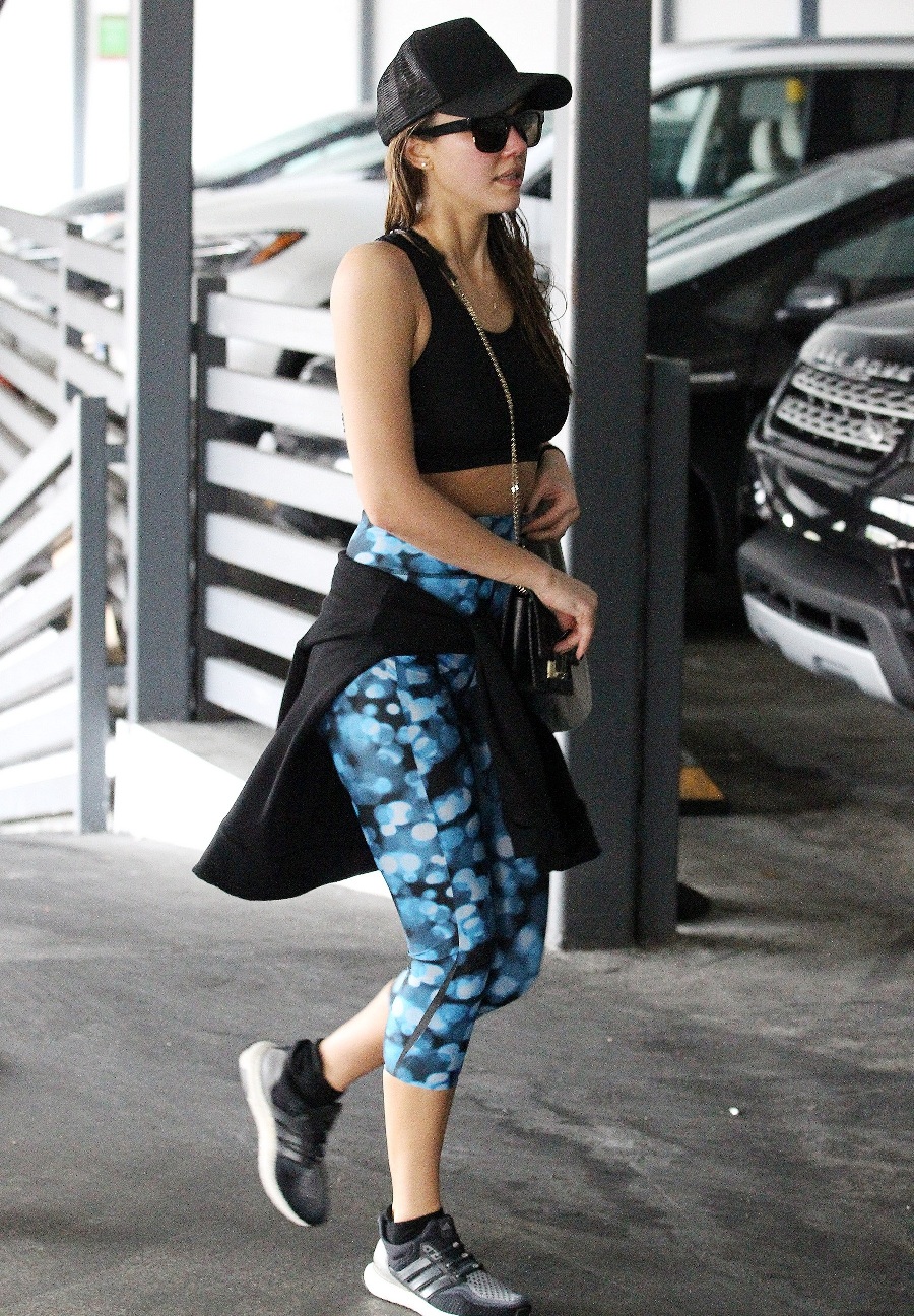 Jessica Alba Has A Workout At Cycle House In West Hollywood