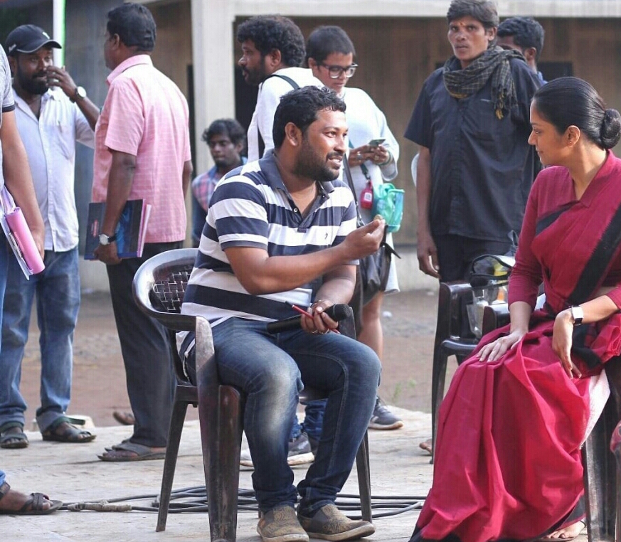 Jyothika In Raatchasi Working Stills