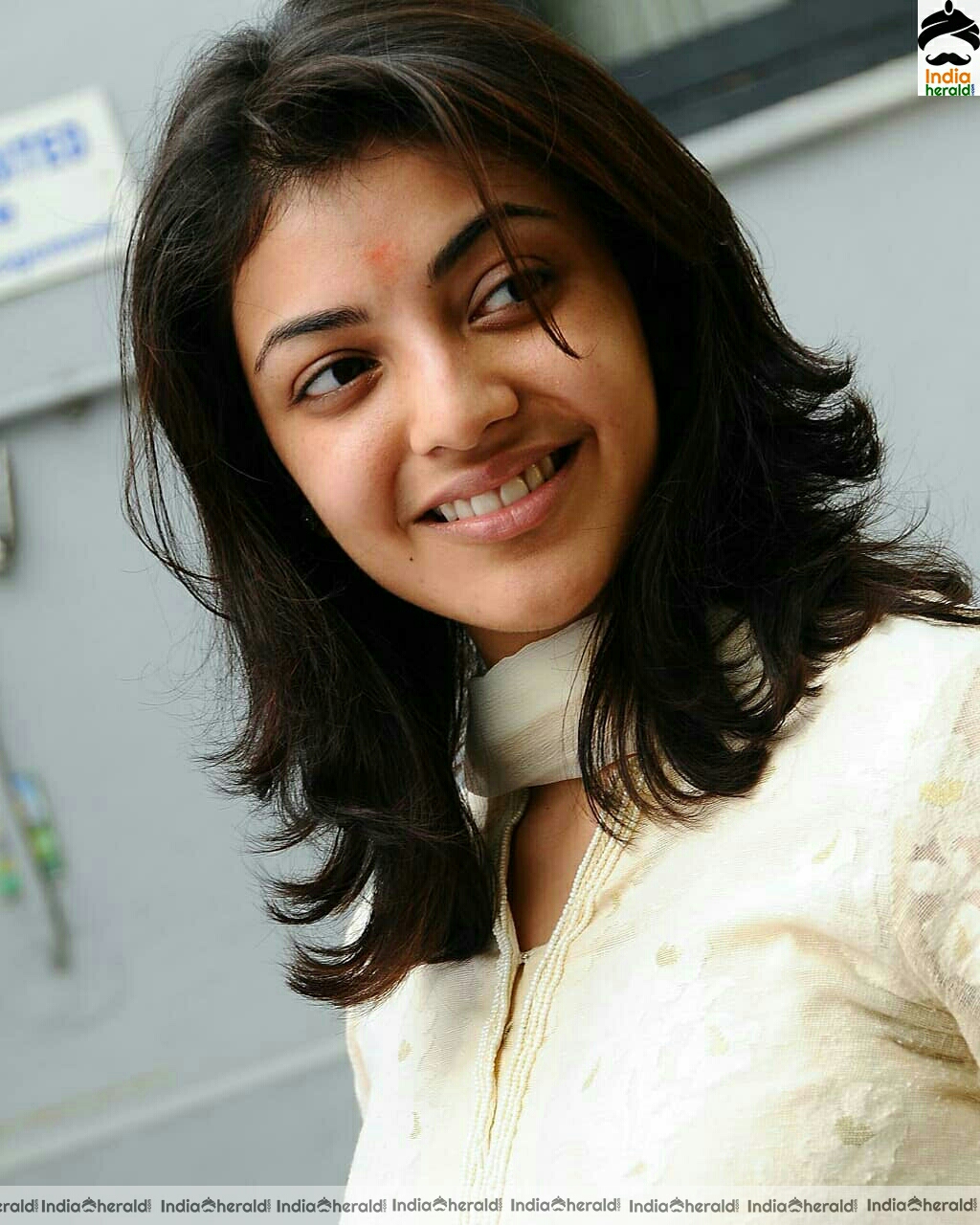 Kajal Aggarwal cute and gorgeous and angelic in white