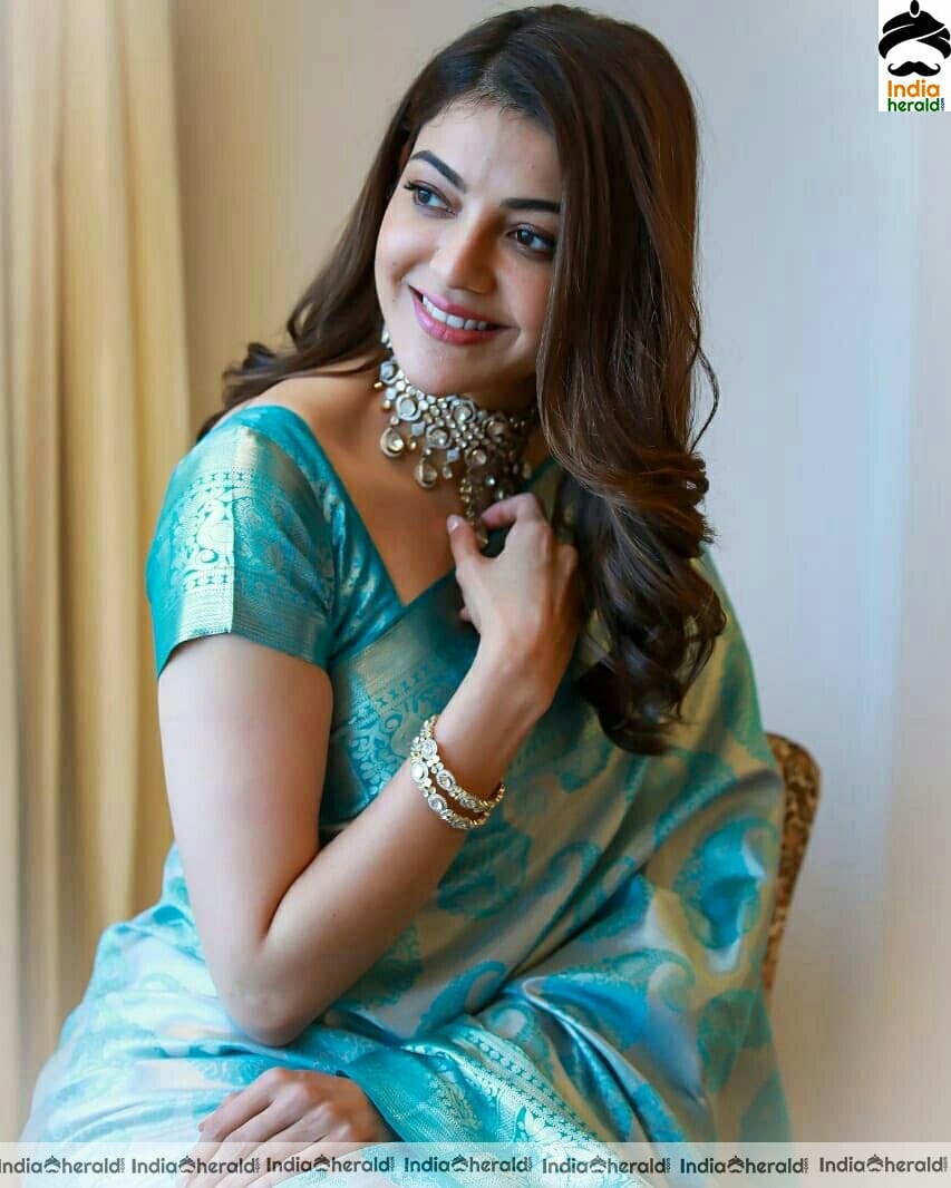 Kajal Aggarwal Cute Blue Saree Stills