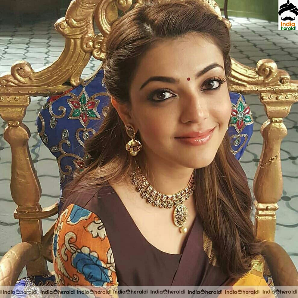 Kajal Aggarwal Cute Traditional Silk Saree Stills