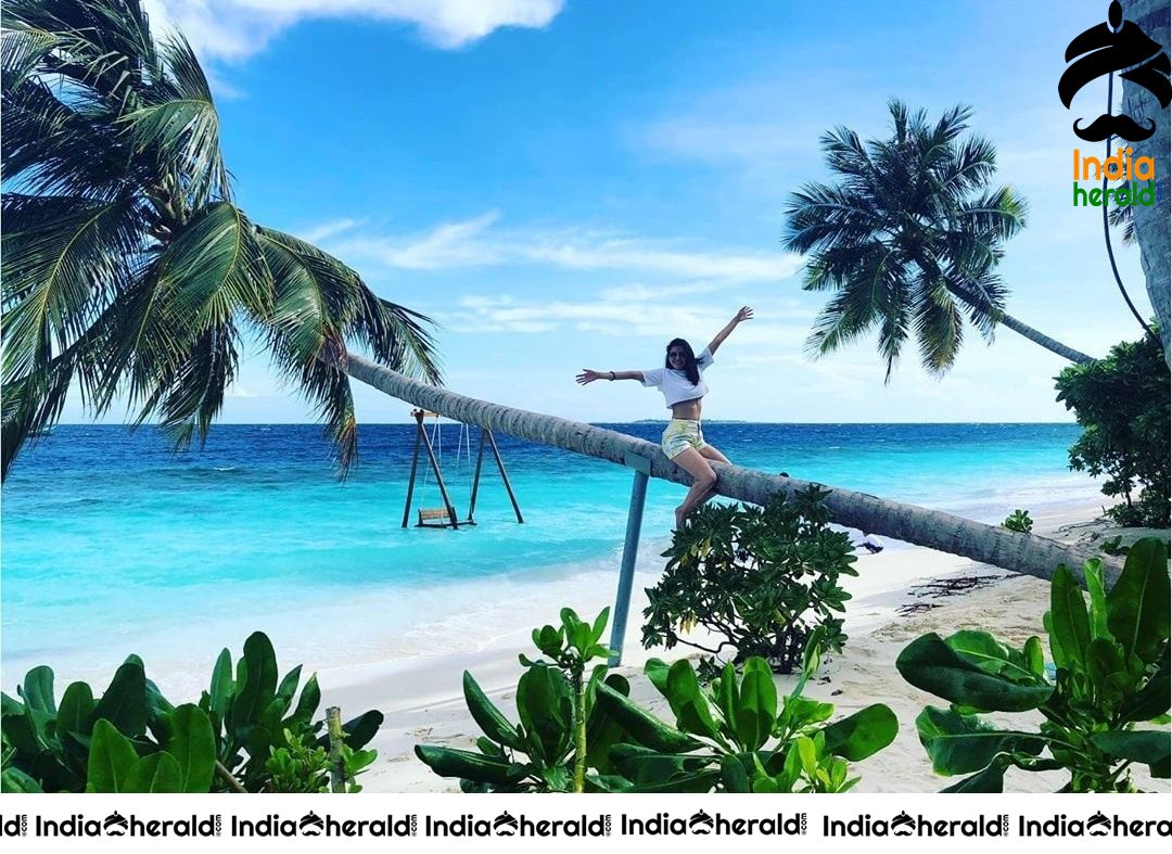 Kajal Aggarwal Enjoying Holiday at Maldives