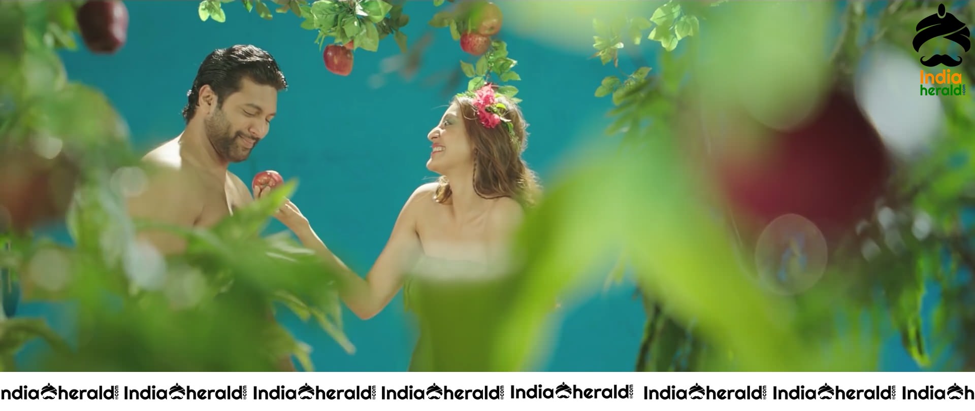 Kajal Aggarwal Hot and Unseen Photos From Comali Movie Set 2