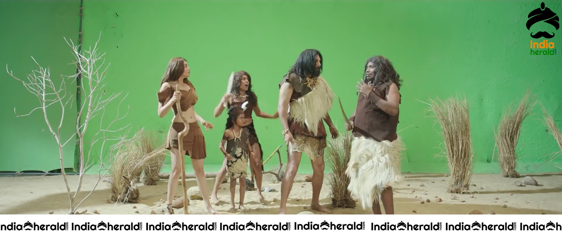 Kajal Aggarwal Hot And Unseen Photos From Comali Movie Set 4