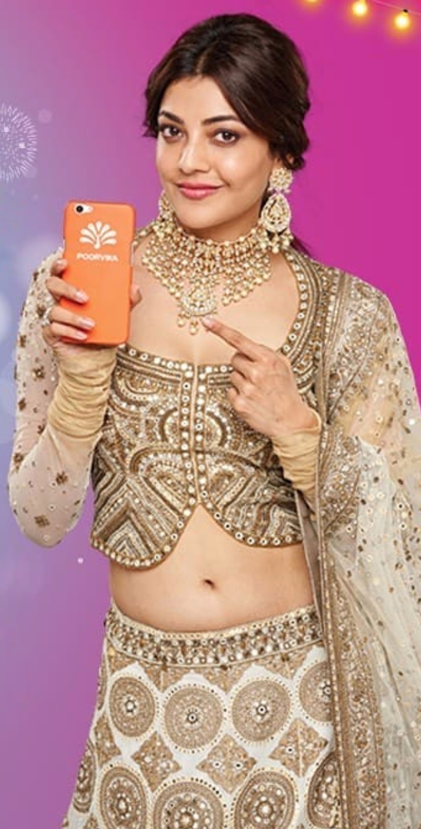 Kajal Aggarwal Hot Chubby Hip and Navel Show for Poorvika Mobiles Ad