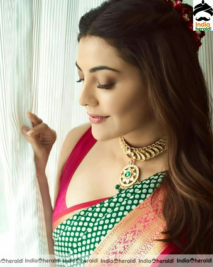 Kajal Aggarwal Hot Tempting Photos In Saree