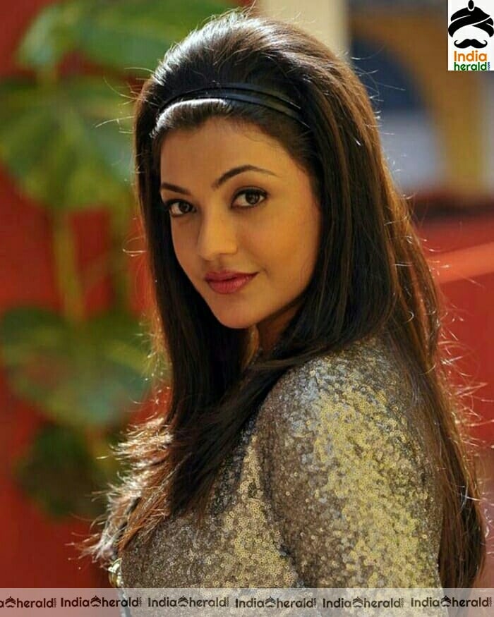 Kajal Aggarwal Hot Vintage Stills