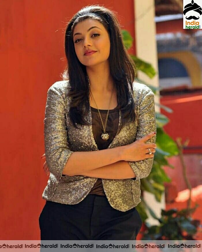Kajal Aggarwal Hot Vintage Stills