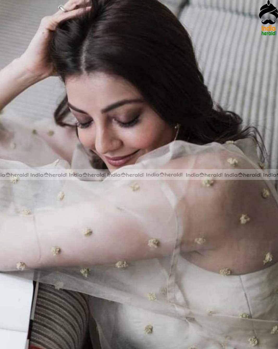 Kajal Aggarwal Hottest Mood Erecting and Exposing Photos Collection Set 3