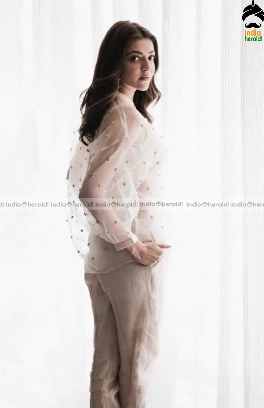 Kajal Aggarwal Hottest Mood Erecting and Exposing Photos Collection Set 3