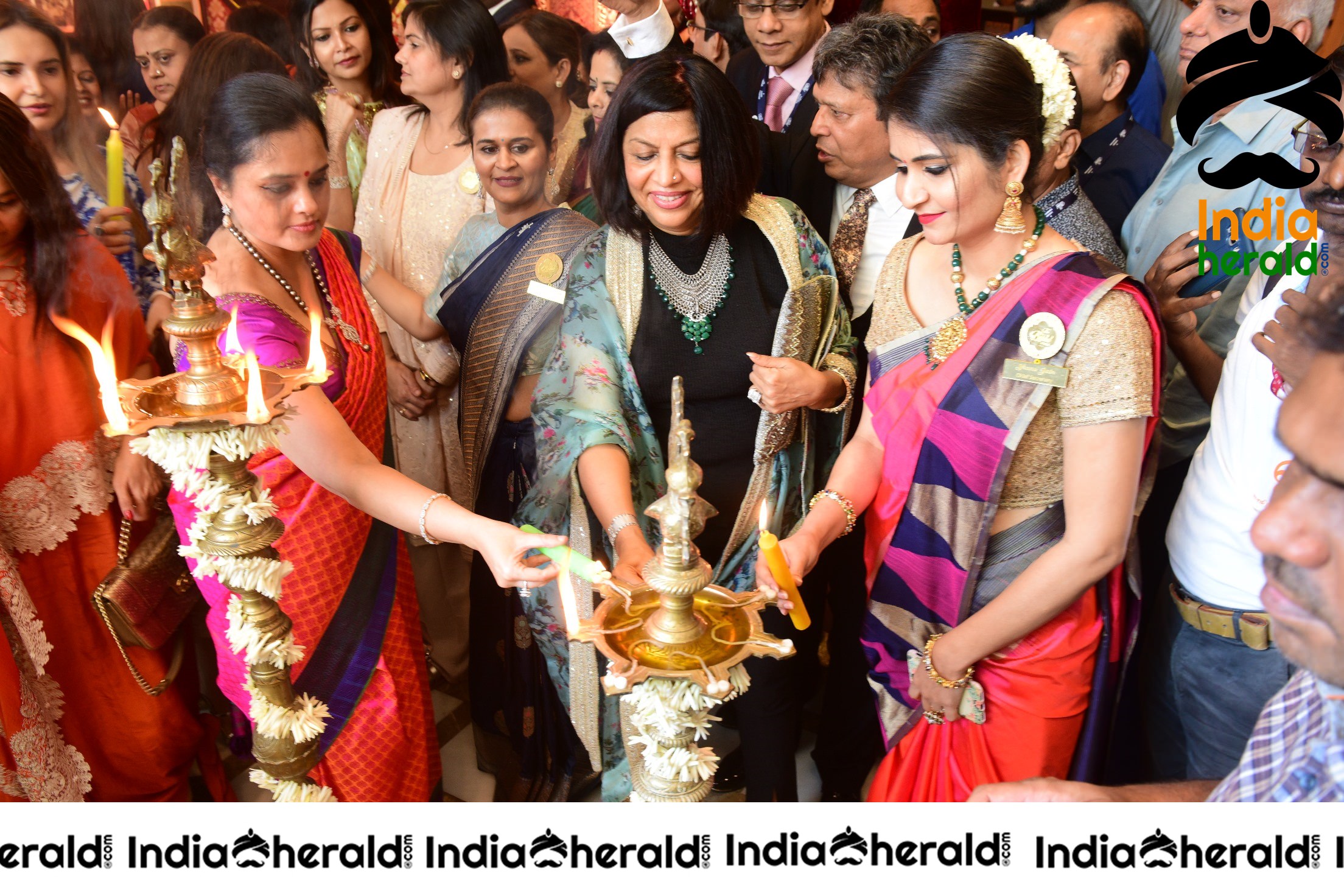 Kajal Aggarwal Inaugurates THE BRIDAL STORY