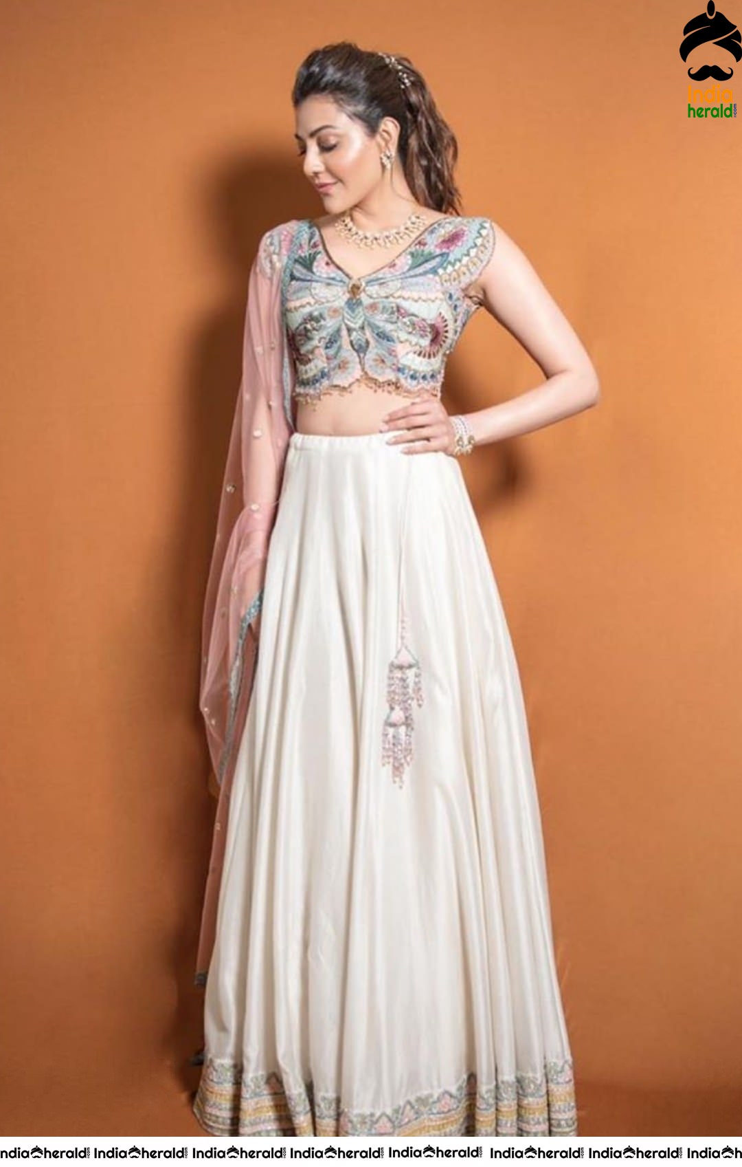 Kajal Aggarwal Latest Mesmerizing Photos