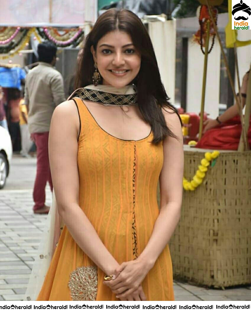 Kajal Aggarwal Looking Cute In Sleeveless Chudi