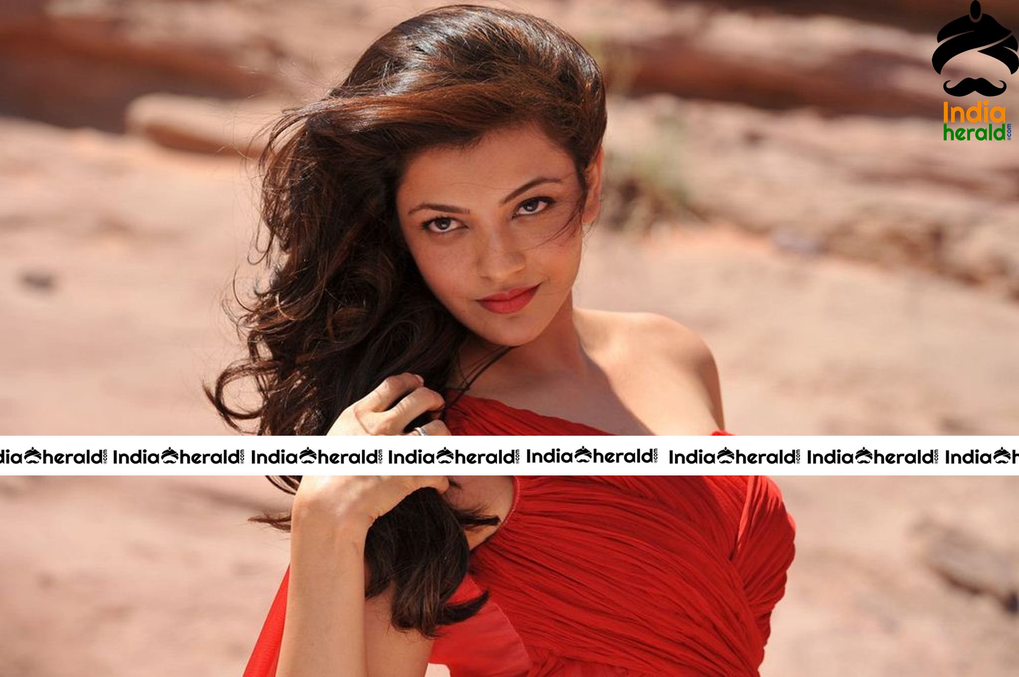 Kajal Aggarwal Looking Deliciously Hot And Tempting