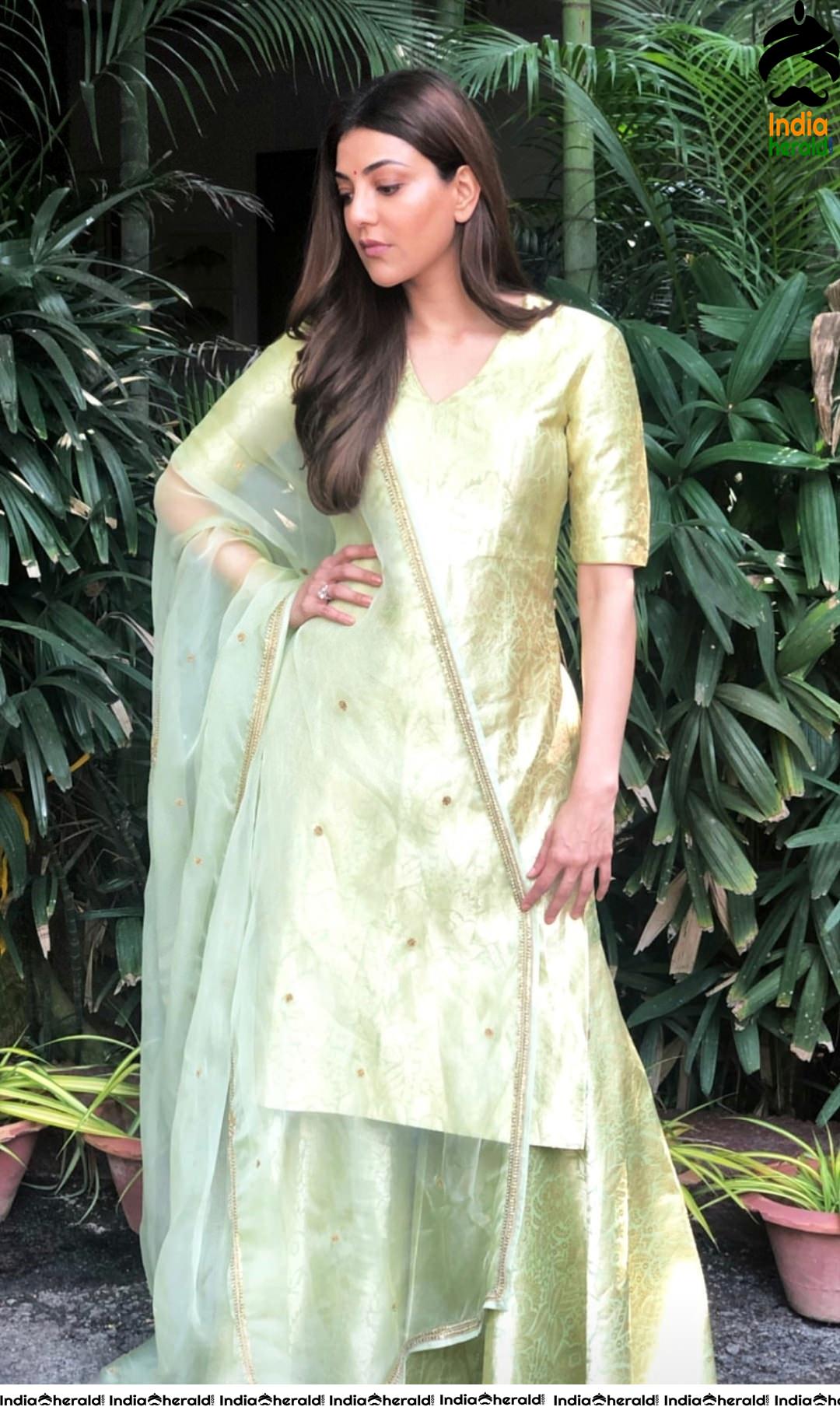 Kajal Aggarwal Looking Drop Dead Gorgeous and pretty in Traditional Costume
