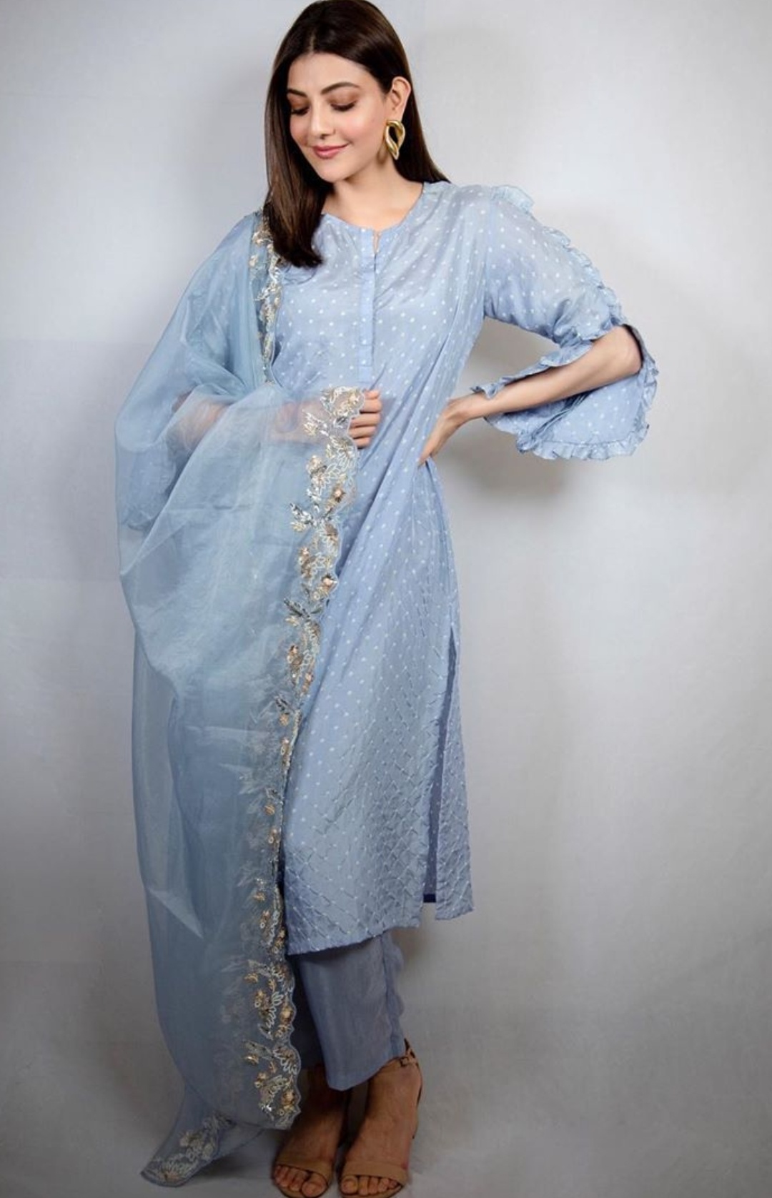 Kajal Aggarwal Looking Seducing in these Photos