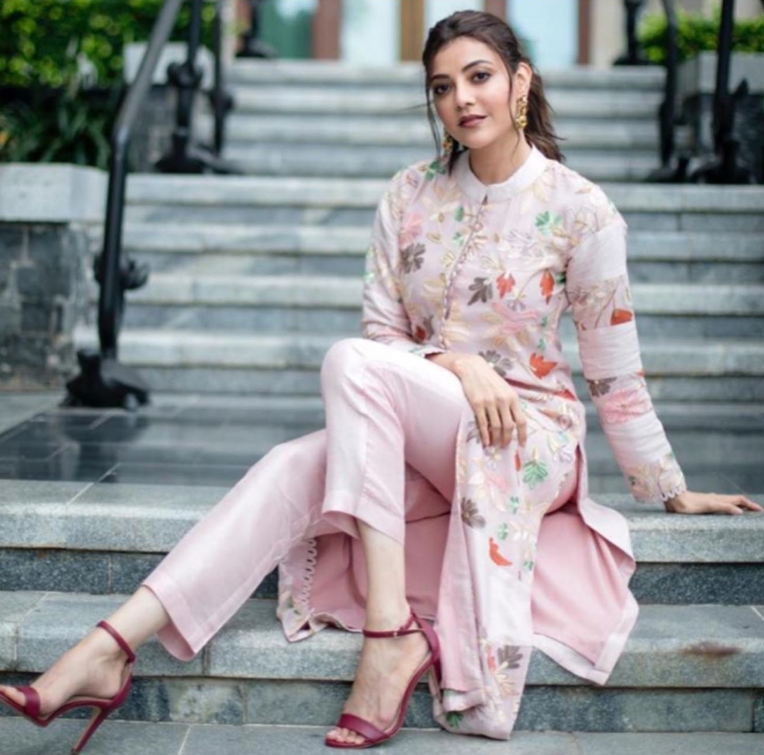 Kajal Aggarwal Looking Seducing in these Photos