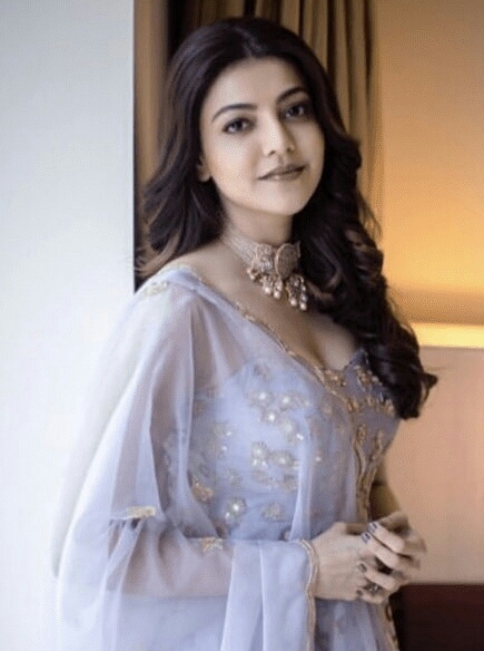 Kajal Aggarwal Teasing In Sleeveless Traditional Clicks